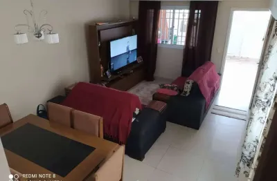 casa a venda com Churrasqueira  -Jd. Helena Maria . Guarujá SP