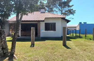 Casa com 3 quartos à venda na Rua Alegrete, 523, Balneário  Atlântico, Arroio do Sal