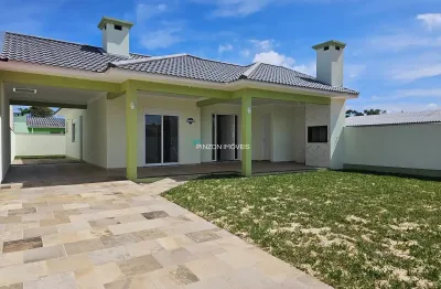 Casa com 3 dormitórios em areias brancas a apenas 500 metros do mar