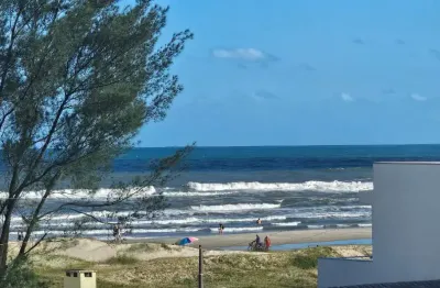 Apartamento encantador com vista para o mar em Arroio do Sal!