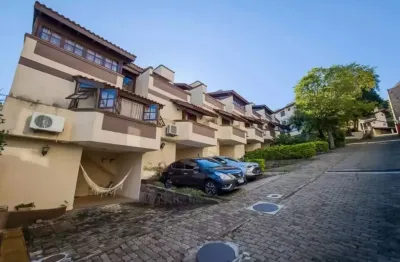 Lindo sobrado em condomínio. 151m² privativos, com vista para o guaíba!