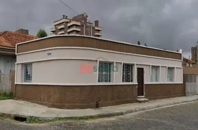Casa com 3 quartos à venda na Rua Doutor Colares, 1358, Centro, Ponta Grossa