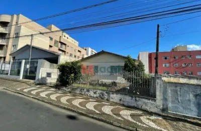 Casa com 3 quartos à venda na Rua Xavier da Silva, 622, Centro, Ponta Grossa