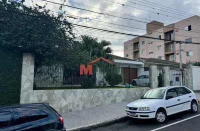Casa com 4 quartos para alugar no Centro, Ponta Grossa 