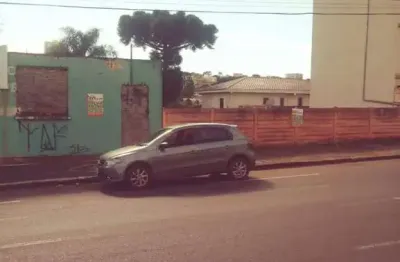 Terreno à venda na Rua Afonso Celso, 2, Uvaranas, Ponta Grossa