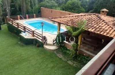 Chácara com 3 dormitorios com piscina e churrasqueira! portal do medeiros jundiai-sp