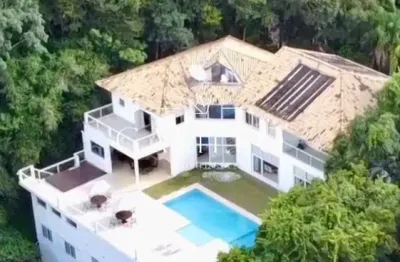 Luxuosa mansão em condomínio na fazenda campo verde, jundiaí-sp: 6 quartos, 4 suítes, 4 salas, 11 banheiros, 6 vagas de garagem, 5.780m²!
