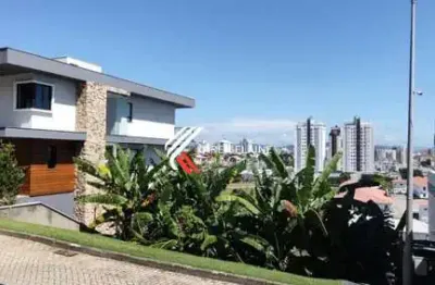 Terreno à venda em condomínio fechado no bairro  estreito florianópolis/sc.