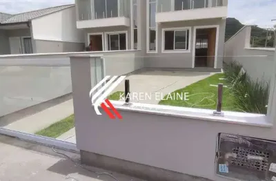 Casa/sobrado novo à venda com 2 suítes e 1 lavabo no vale verde na palhoça
