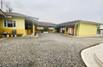 Casa com 2 quartos à venda no dom joaquim, brusque , 220 m2 por r$ 1.280.000