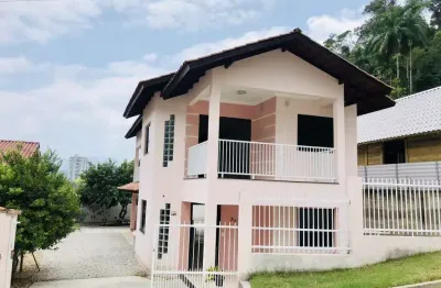 Casa com 3 quartos à venda no nova brasília, brusque , 220 m2 por r$ 770.000