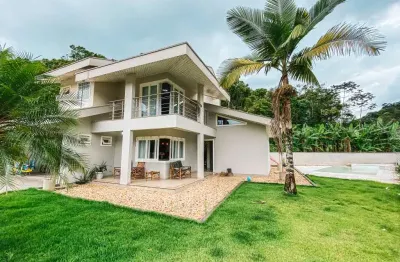 Casa com 3 quartos à venda no águas claras, brusque , 218 m2 por r$ 1.299.000