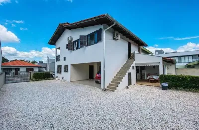 Casa com 2 quartos à venda no souza cruz, brusque , 240 m2 por r$ 1.490.000