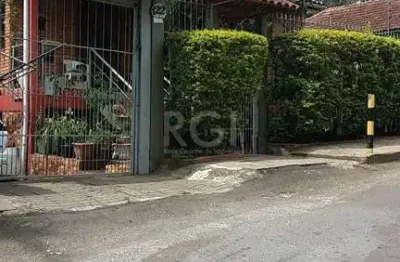 Casa para venda - 228m², 3 dormitórios, 3 vagas - teresópolis