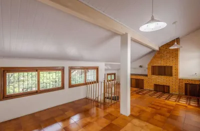 Casa para venda - 210m², 4 dormitórios, 2 vagas - petrópolis