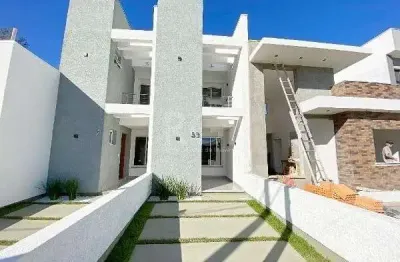 Casa em porto alegre, no bairro hípica, com 2 dormitório(s), e 2 banheiros, à venda.
