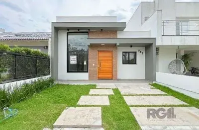 Casa em porto alegre, no bairro hípica, com 3 dormitório(s), e 3 banheiros, à venda.