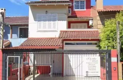 Casa em porto alegre, no bairro hípica, com 3 dormitório(s), e 3 banheiros, à venda.