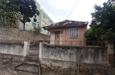 Terreno à venda na Rua Padre João Batista Reus, 03081, Vila Conceição, Porto Alegre