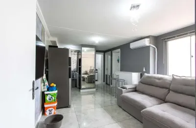 Apartamento de 2 dormitórios com vaga rotativa no bairro Vila Nova Porto Alegre