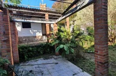 Terreno à venda na Rua Luiz de Camões, 42, Santo Antônio, Porto Alegre