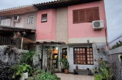 Casa para venda - 116.48m², 3 dormitórios, sendo 1 suites, 2 vagas - guarujá