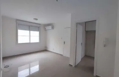 Apartamento com 1 quarto à venda na Avenida Cristóvão Colombo, 3580, Floresta, Porto Alegre