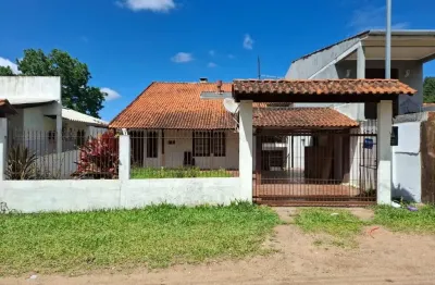 Casa com excelente localização - próxima à avenida edgar pires de castro.