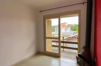 Apartamento 1 dormitório com sacada de 44m² no bairro partenon