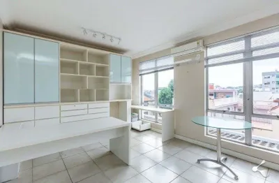 Sala comercial para alugar na Avenida Protásio Alves, 4638, Petrópolis, Porto Alegre