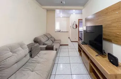 Casa em condomínio fechado com 2 quartos à venda na Rua Santa Eulália, 57, Olaria, Canoas