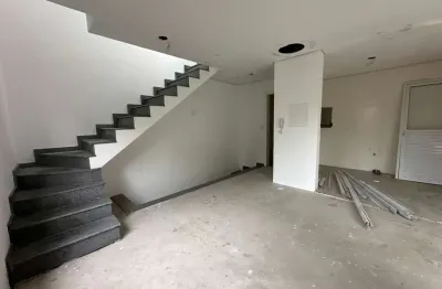 Casa em condomínio fechado com 3 dormitórios para alugar no bairro teresópolis – porto alegre