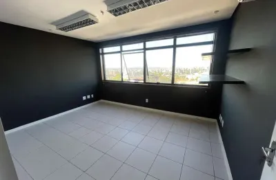 Ala comercial desocupada à venda no coração do bairro boa vista, em porto alegre, rio grande do sul!