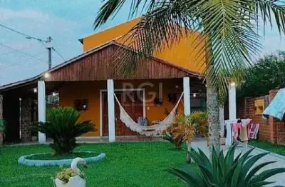 Casa com 3 quartos à venda na Estrada Otaviano José Pinto, 70, Lami, Porto Alegre