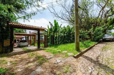 Bela casa térrea, 2 dormitórios e 1 suite - parte alta do bairro espirito santos