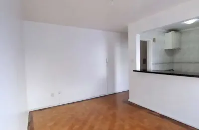 Apartamento de 2 dormitórios 67m2 com vaga rotativa bairro navegantes