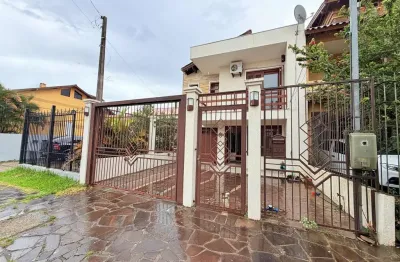 Casa com 2 quartos à venda na Rua Attilio Bettio, 60, Aberta dos Morros, Porto Alegre
