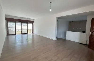 Apartamento 2 dormitórios no bairro Medianeira em Porto Alegre para Alugar