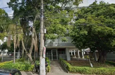 Apartamento de 1 quarto, elevador, 1 vaga coberta no bairro Partenon