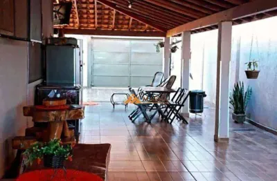 Casa com 3 dormitórios à venda por r$ 600.000,00 - vila cristal - brodowski/sp