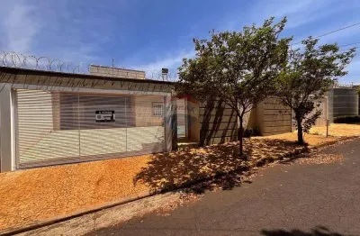 Casa térrea espaçosa na ribeirânia – excelente investimento!