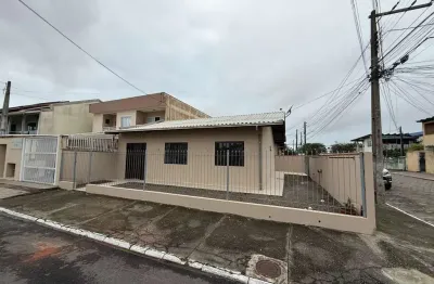 Casa com 3 quartos para alugar na Rua Amapá, 114, Cordeiros, Itajaí