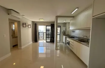 Apartamento com 3 quartos para alugar na Rua Eurico Adam, Centro, Itajaí