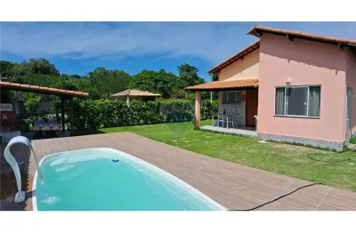 Casa de dois dormitórios  em condomínio fechado em itaipuaçu