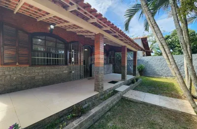 Casa dos sonhos em ponta negra, maricá: 3 quartos e jardim!