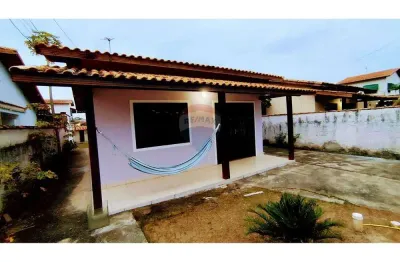 Casa no barroco, itaipuaçu com 03 quartos amplos, sendo uma suíte, espaço gourmet e área para uma piscina