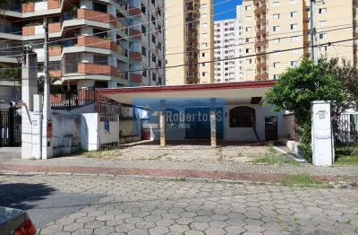 Aluga ou vende-se excelente casa térrea para fins comercial ou residencial  muito bem localizada na vila adyanna