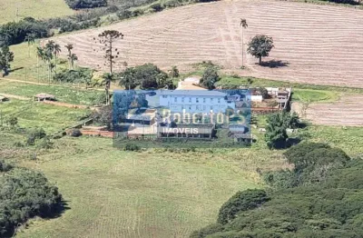 Fazenda de 190 hectares com casa sede construída no ano de 1777 na região de caxambu no sul de minas