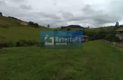 Vende-se fazenda roseta a 11 km do asfalto possui  casa sede e casas de colonos