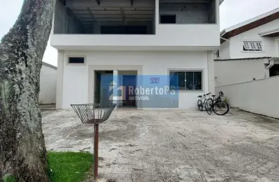 Linda casa de condomínio em fase final de acabamento com edícula à venda no jardim das colinas  -  10 quartos e 5 suítes